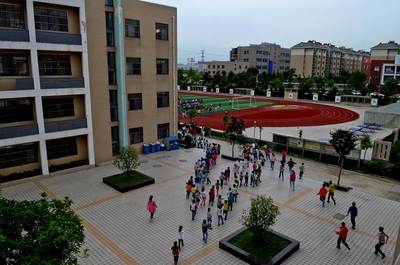 滁州市各學校舉行防空演練紀念"九一八"---中國文明網(wǎng)